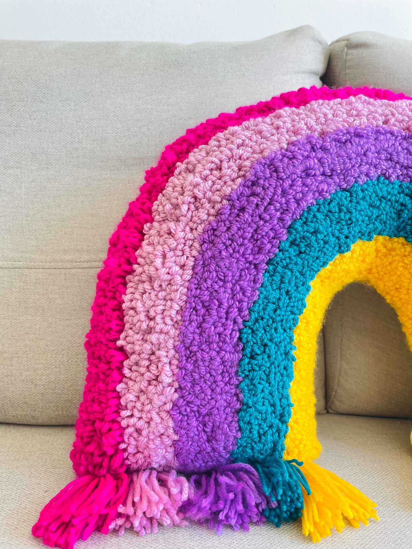 Cojin Forma Arcoiris