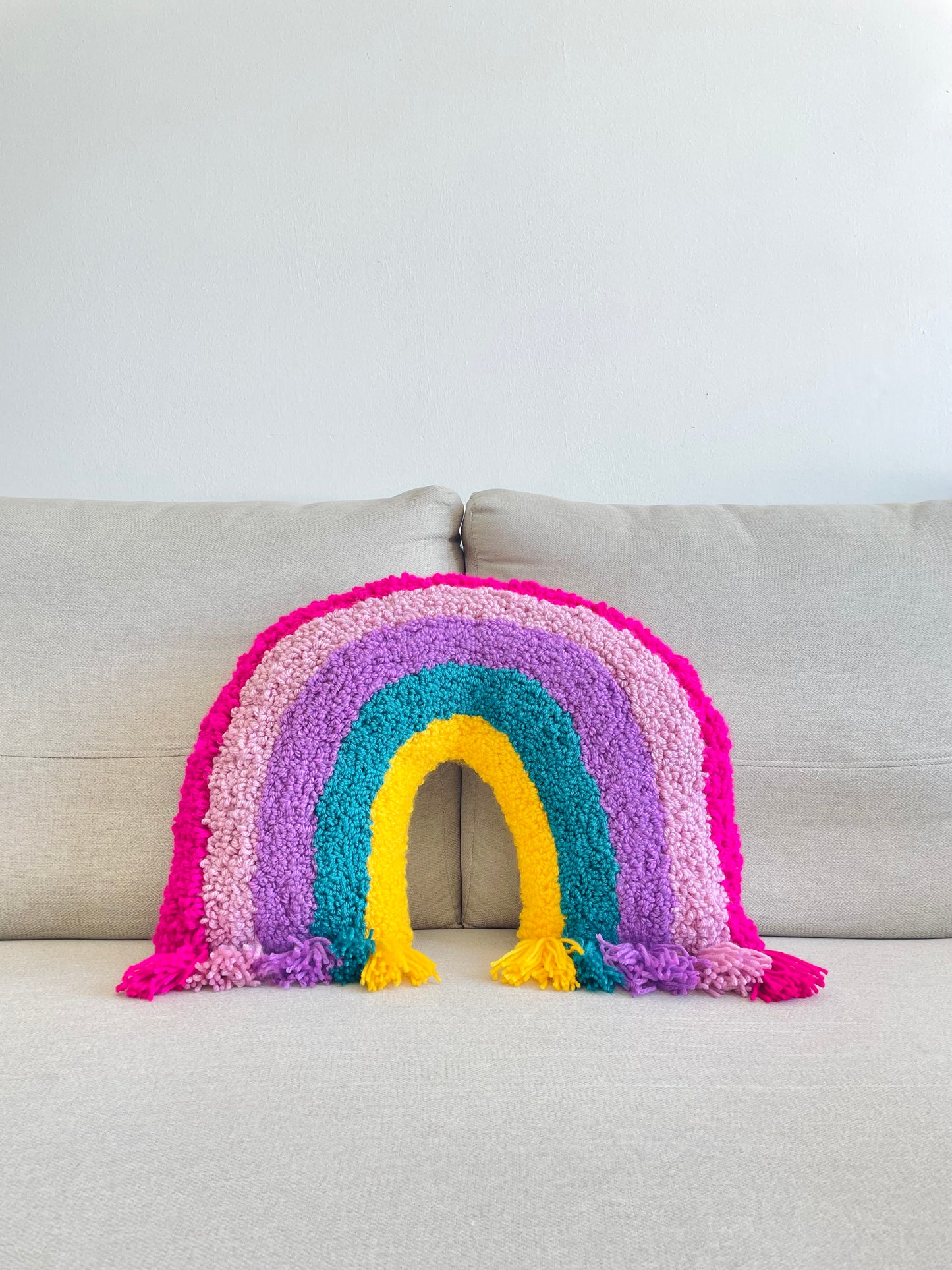 Cojin Forma Arcoiris