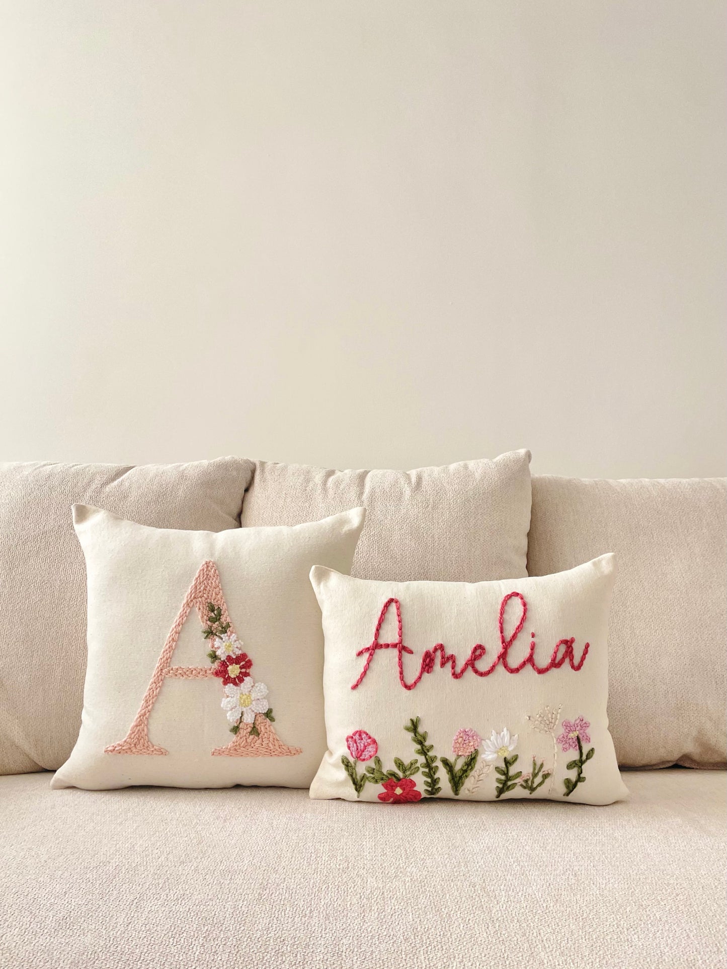 Cojin Letra Floral