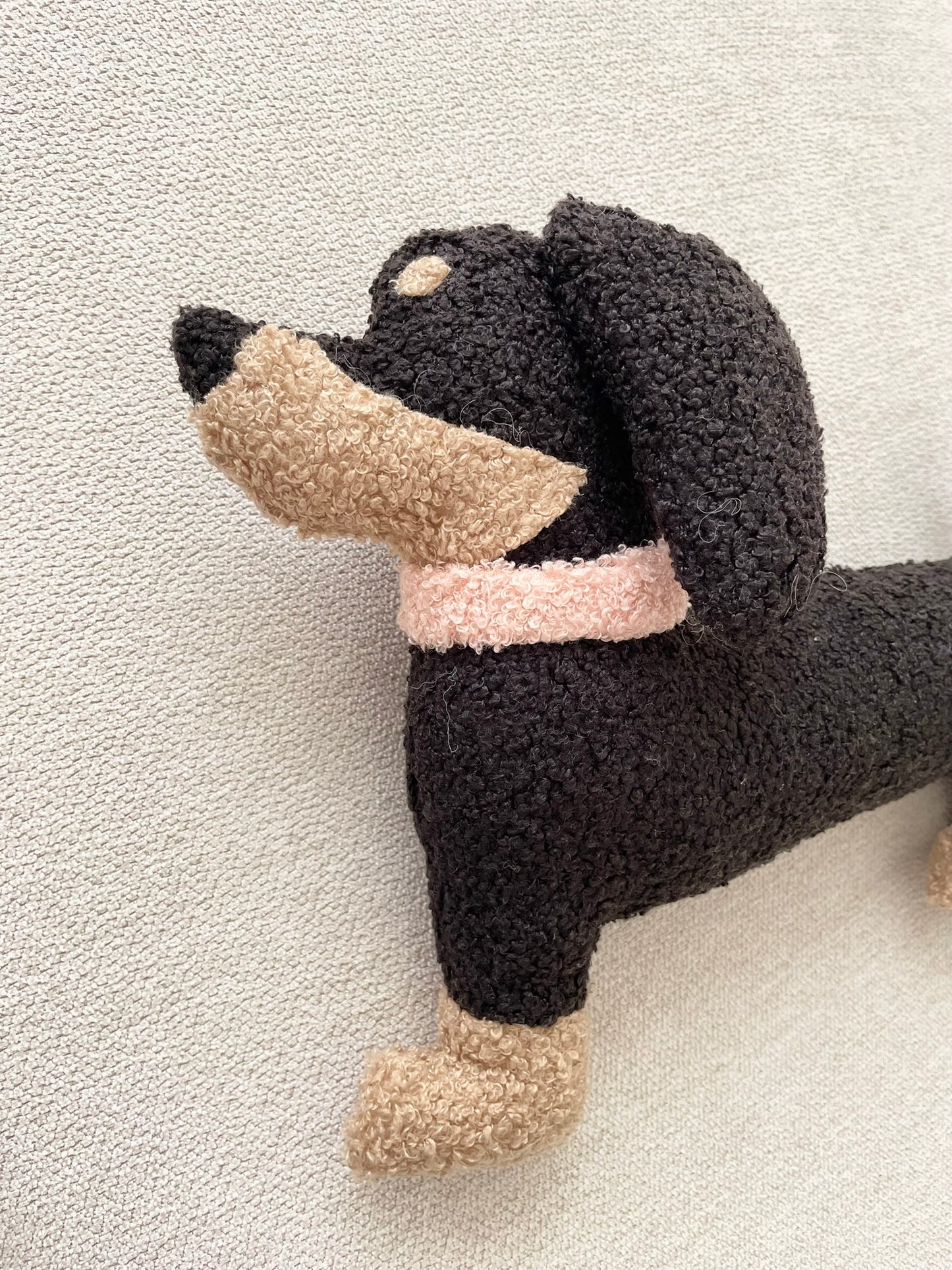 Cojín Perrito Negro