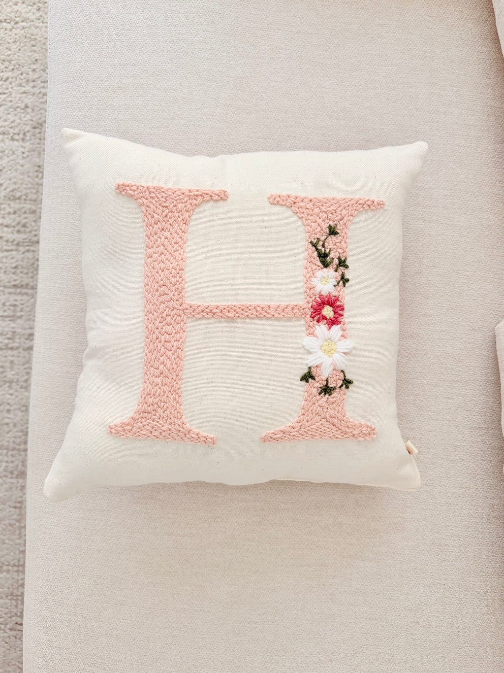 Cojin Letra Floral