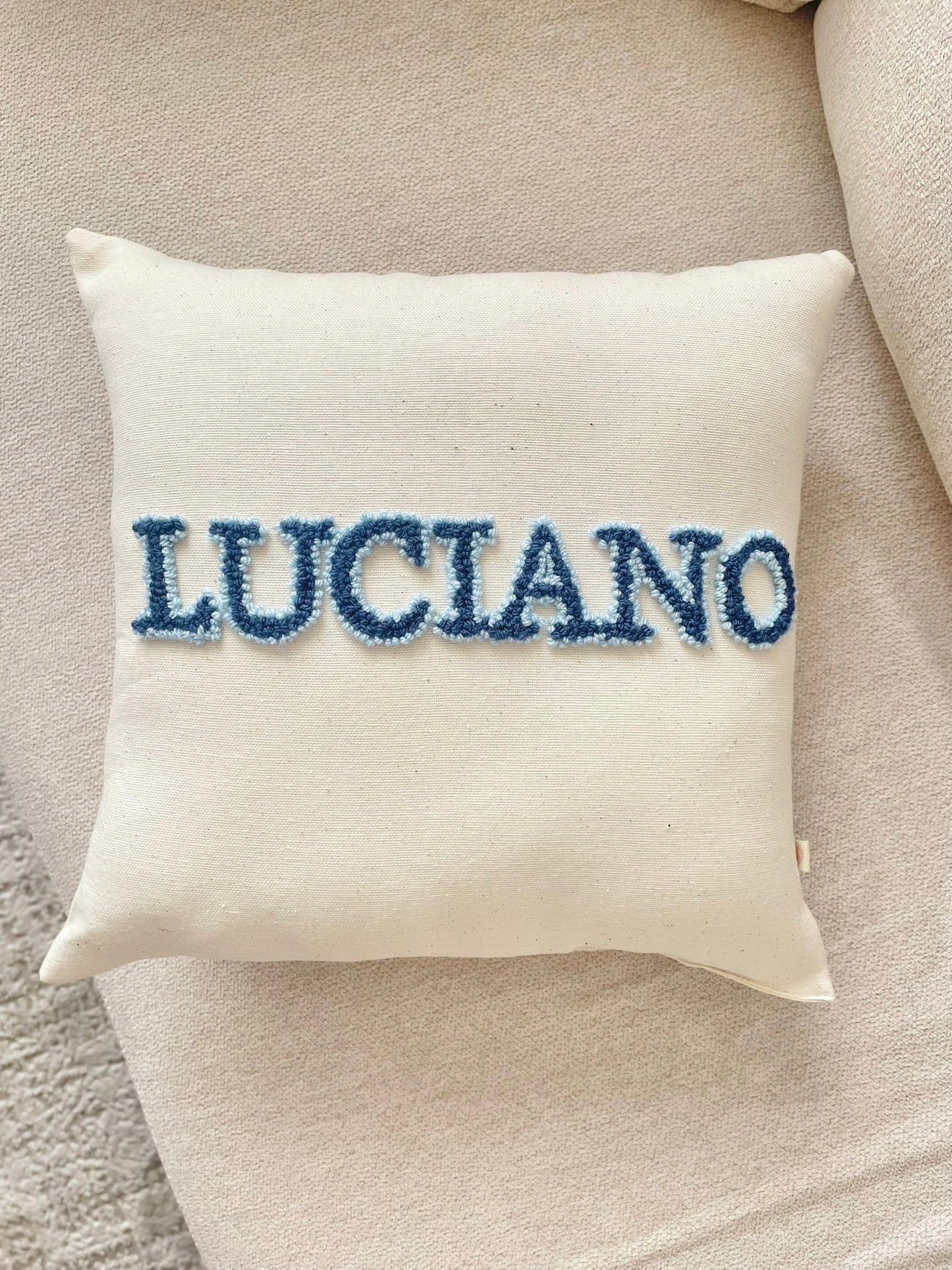 Cojin con Nombre